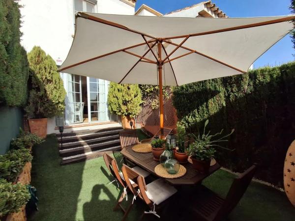 Chalet adosado en calle Isla Gran Canaria