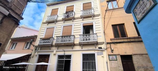 Chalet adosado en calle de Loreto