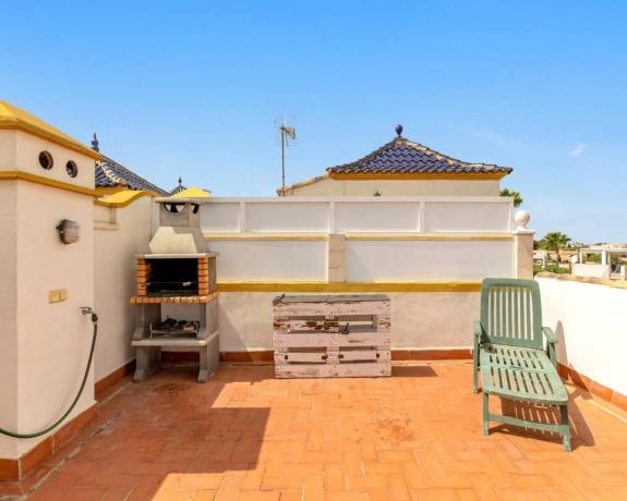 Chalet pareado en calle la Sagra