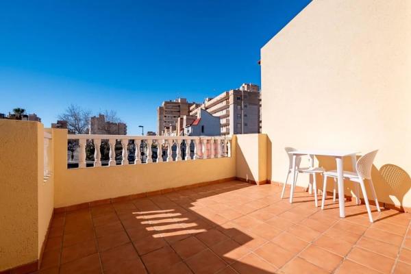 Casa independiente en avenida Baleares