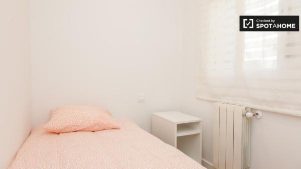 Moderno apartamento de 2 dormitorios en alquiler en La Latina, Madrid