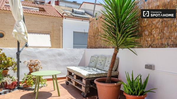 Apartamento de 2 dormitorios en alquiler en en Corts, Valencia