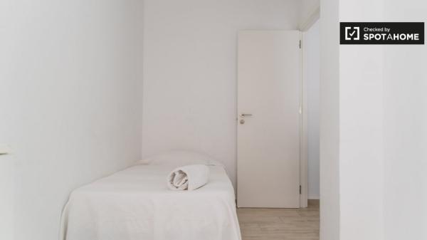 Elegante apartamento de 2 dormitorios en alquiler en Algirós, Valencia