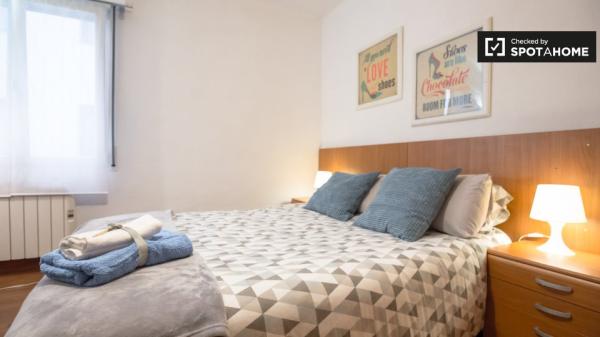 Se alquilan habitaciones en un apartamento de 3 dormitorios en Begoña, Bilbao