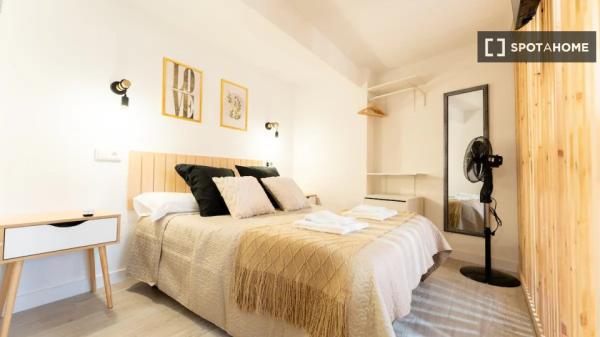 Apartamento tipo estudio en alquiler en Santander, Santander