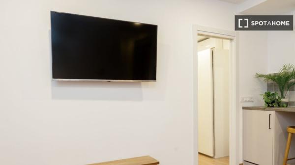 Apartamento entero de 2 dormitorios en Barcelona.