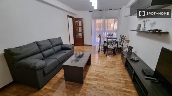 Habitación en piso compartido en Valladolid