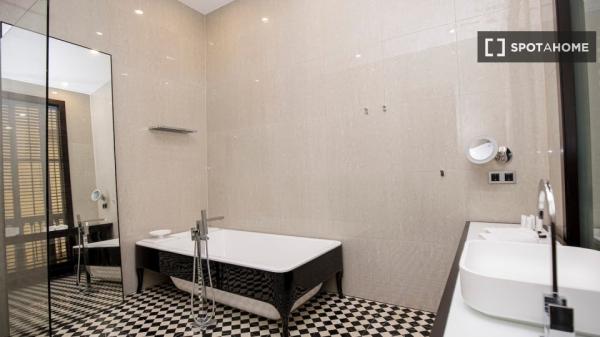 Apartamento de 1 dormitorio en alquiler en Ciutat Vella, Barcelona.