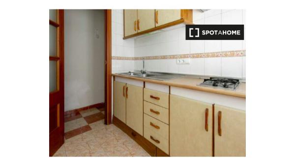 Habitación en piso compartido en Granada