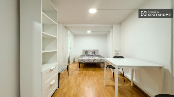 Estudio en alquiler en Ciutat Vella, Barcelona