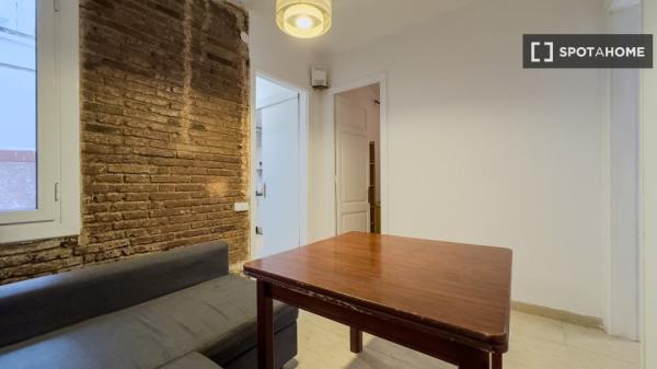 Apartamento de 3 dormitorios en alquiler en Barcelona