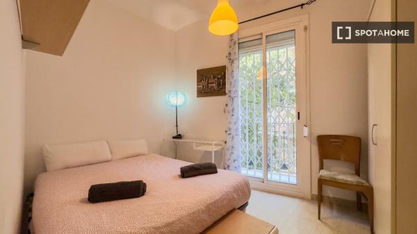 Apartamento de 3 dormitorios en alquiler en Barcelona