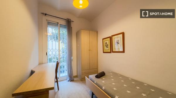 Apartamento de 3 dormitorios en alquiler en Barcelona