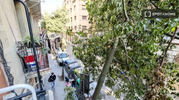 Apartamento de 3 dormitorios en alquiler en Barcelona