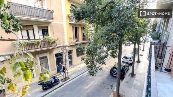 Apartamento de 3 dormitorios en alquiler en Barcelona