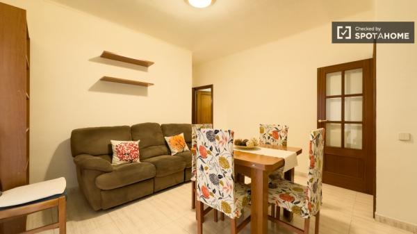 Apartamento de 3 dormitorios en alquiler en Sants, Barcelona