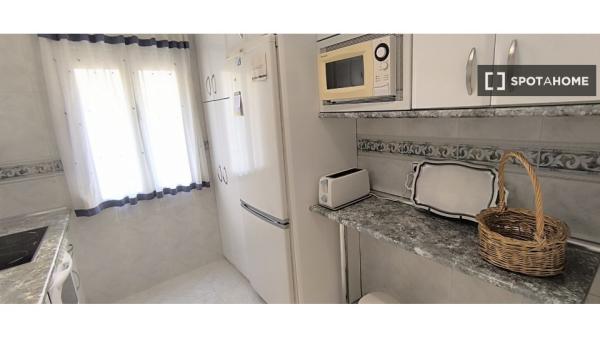 Apartamento de 3 dormitorios en alquiler en Centro, Madrid