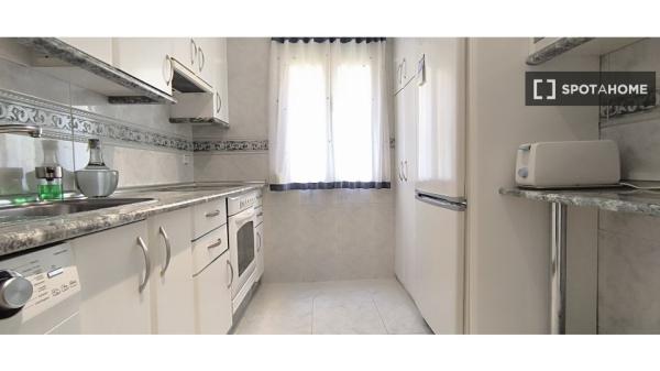 Apartamento de 3 dormitorios en alquiler en Centro, Madrid