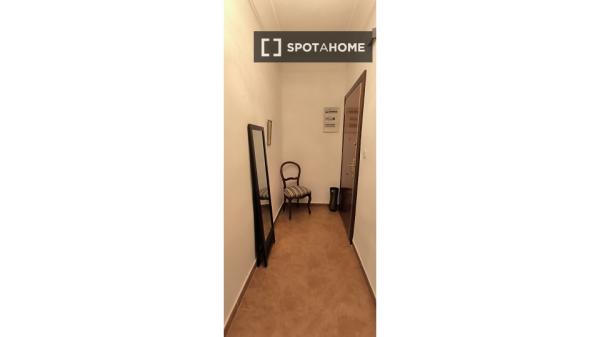 Apartamento de 3 dormitorios en alquiler en Centro, Madrid