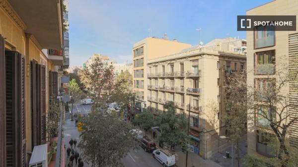 Appartamento con 3 camere da letto in affitto a L'Eixample, Barcellona