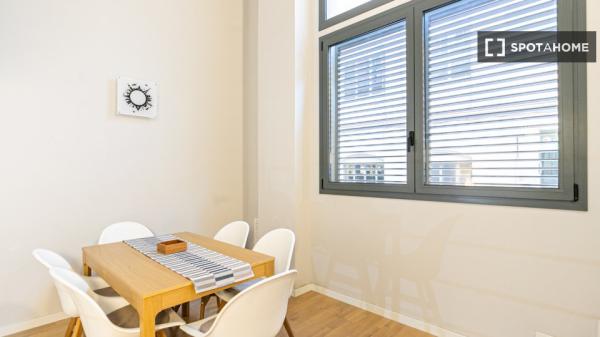 Apartamento amueblado moderno en Carrer l'Alegre de Dalt