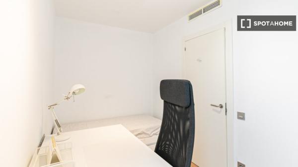 Apartamento amueblado moderno en Carrer l'Alegre de Dalt