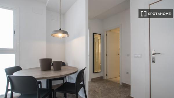 Cały apartament z 2 sypialniami w València