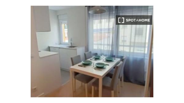 Apartamento de 2 dormitorios en alquiler en Lavapiés, Madrid