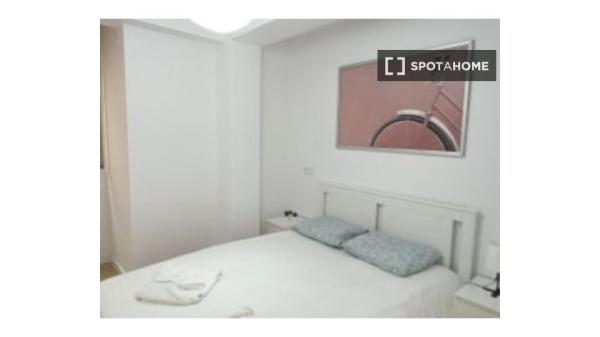 Apartamento de 2 dormitorios en alquiler en Lavapiés, Madrid