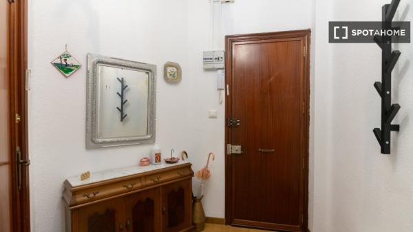 Piso de 3 habitaciones en València