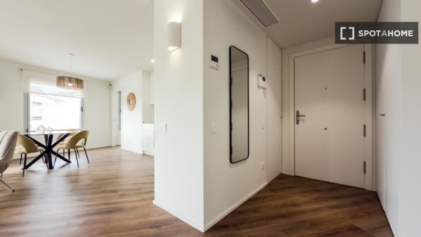 3-bedroom apartment for rent in Gràcia, Barcelona