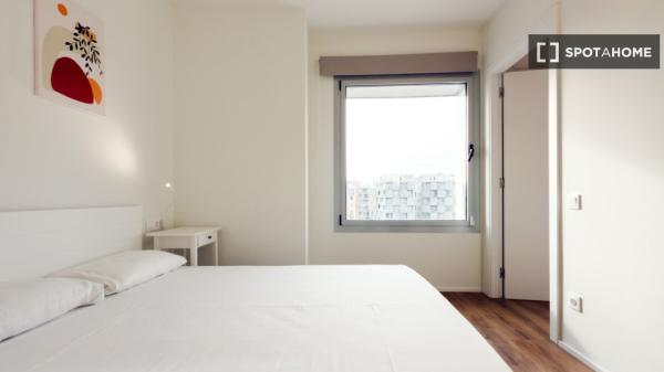 3-bedroom apartment for rent in Gràcia, Barcelona