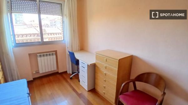 Se alquila habitación en piso compartido en Valladolid