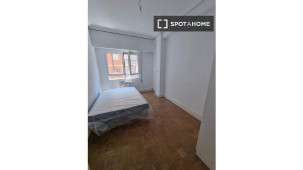 Chambre à louer dans un appartement partagé à Valladolid