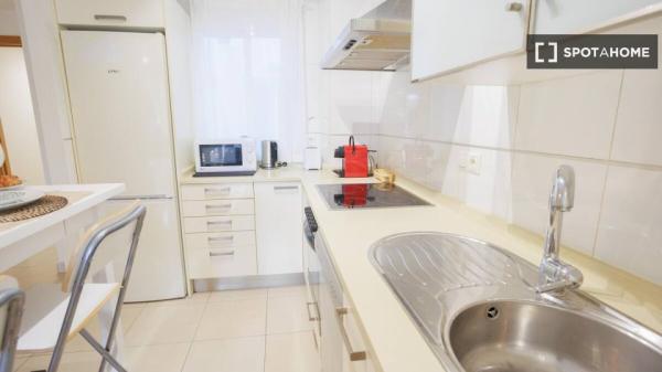 Apartamento de 4 quartos para alugar em El Campello, Alicante