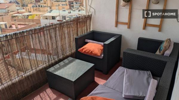 Se alquila habitación en piso compartido en Murcia