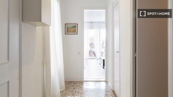 Apartamento entero de 3 habitaciones en Barcelona.