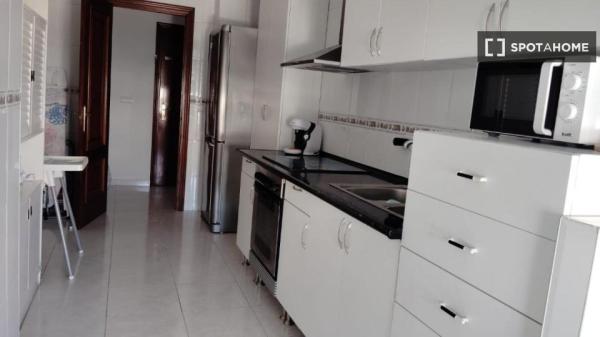 Piso entero de 3 habitaciones en Cangas