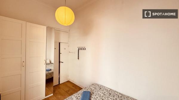 Se alquila habitación en piso compartido en Barcelona