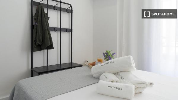 Ganze 1 Schlafzimmer Wohnung in València