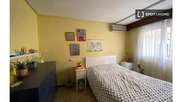 Habitación en piso compartido en Málaga