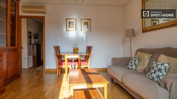 Apartamento de 2 dormitorios en Centro, Madrid