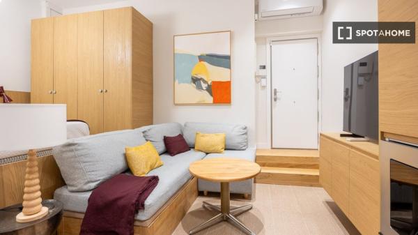 Apartamento estudio en alquiler en Moncloa - Aravaca, Madrid