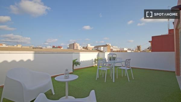 Whole 1 bedrooms apartment in València