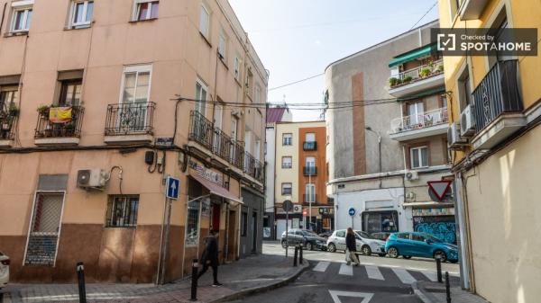 Apartamento de 1 dormitorio en alquiler en Usera, Madrid