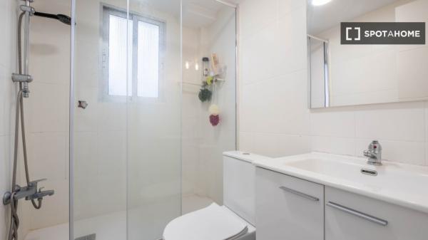 Habitación en piso compartido en Zaragoza