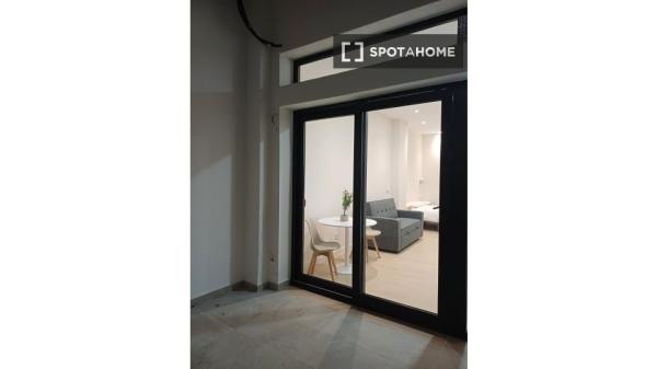 Studio apartment for rent in La Saïdia, Valencia