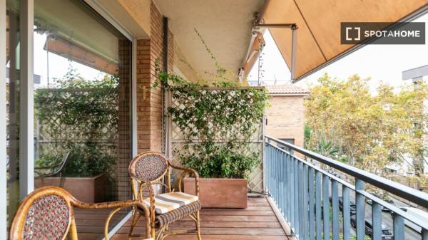 Magnífico piso con terraza y piscina