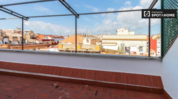 Amplio apartamento de 1 dormitorio en alquiler en Sants, Barcelona