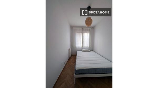 Apartament o powierzchni 39 m2 z widokiem na okolicę w dzielnicy Imperial - RDS2G